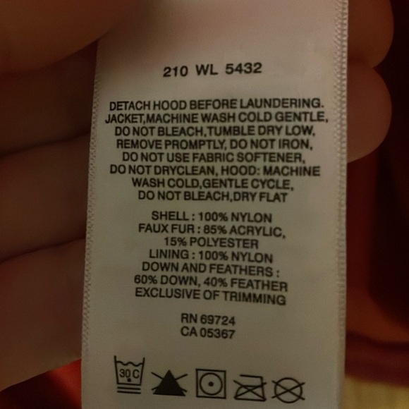 Women’s Columbia Winter Jacket - Picture 4 of 8